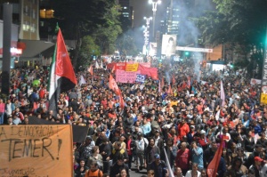 The Homeless Workers’ Movement (MTST) leads a 30,000 strong demonstration in São Paulo against the Temer government, May 12, 2016. Photocredit: Leon Cunha, MTST.