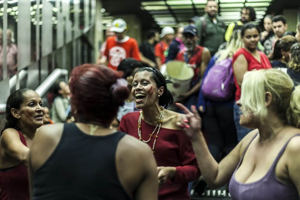 Occupation by the Homeless Workers’ Movement (MTST) of the Office of the President of the Republic in Sâo Paulo, June 1, 2016. 2) Photocredit: Oswaldo Corneti/Fotos Públicas.