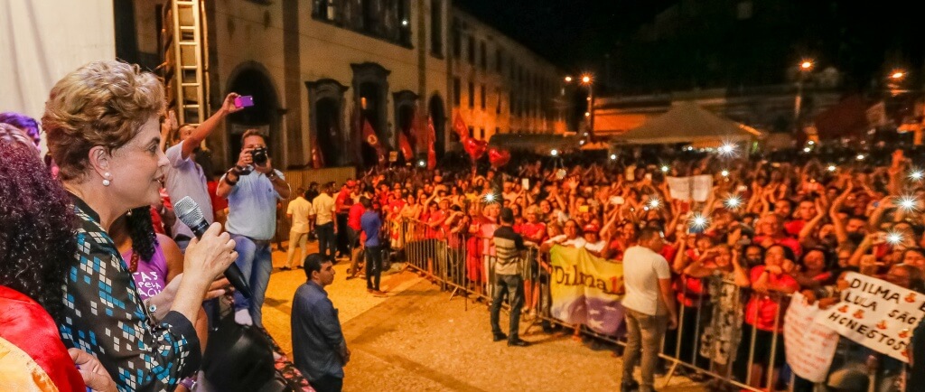 President Dilma Rouseff speaks to a demonstration in the city of Recife organized by Women For Democracy Against Violence, June 17, 2016. 5) Photocredit: Roberto Stuckert Filho/PR.
